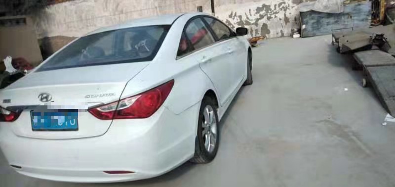 13年现代索纳塔八