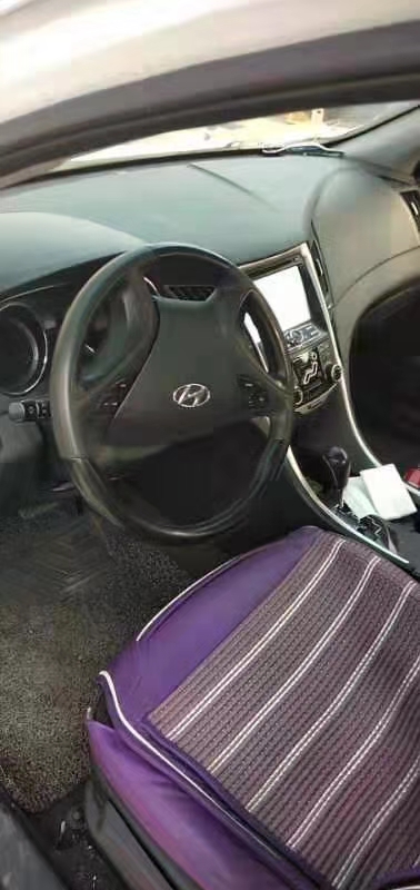 13年现代索纳塔八