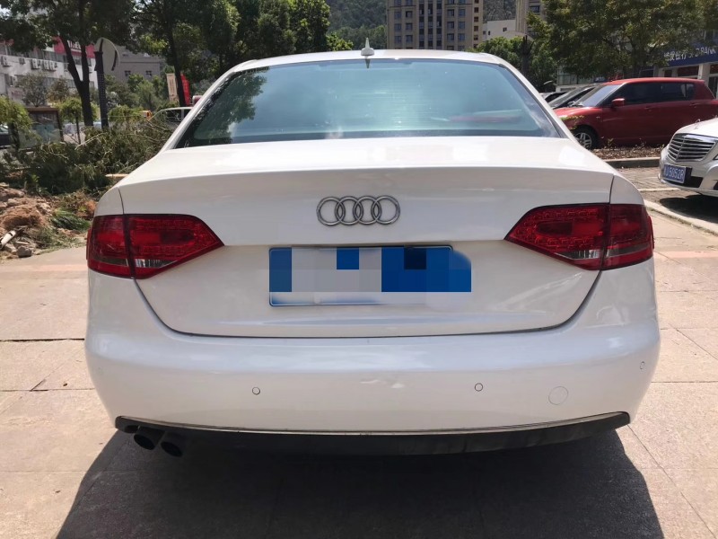 11年奥迪A4L