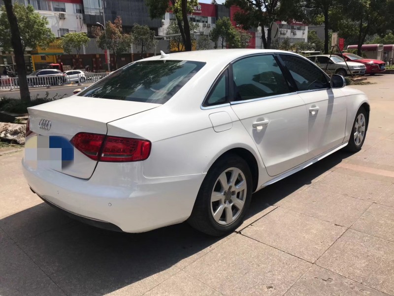 11年奥迪A4L