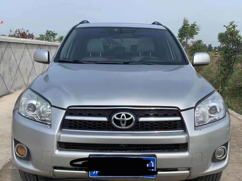 09年丰田RAV4