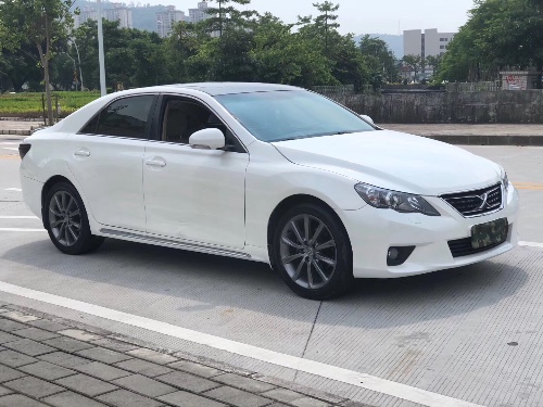13年丰田锐志