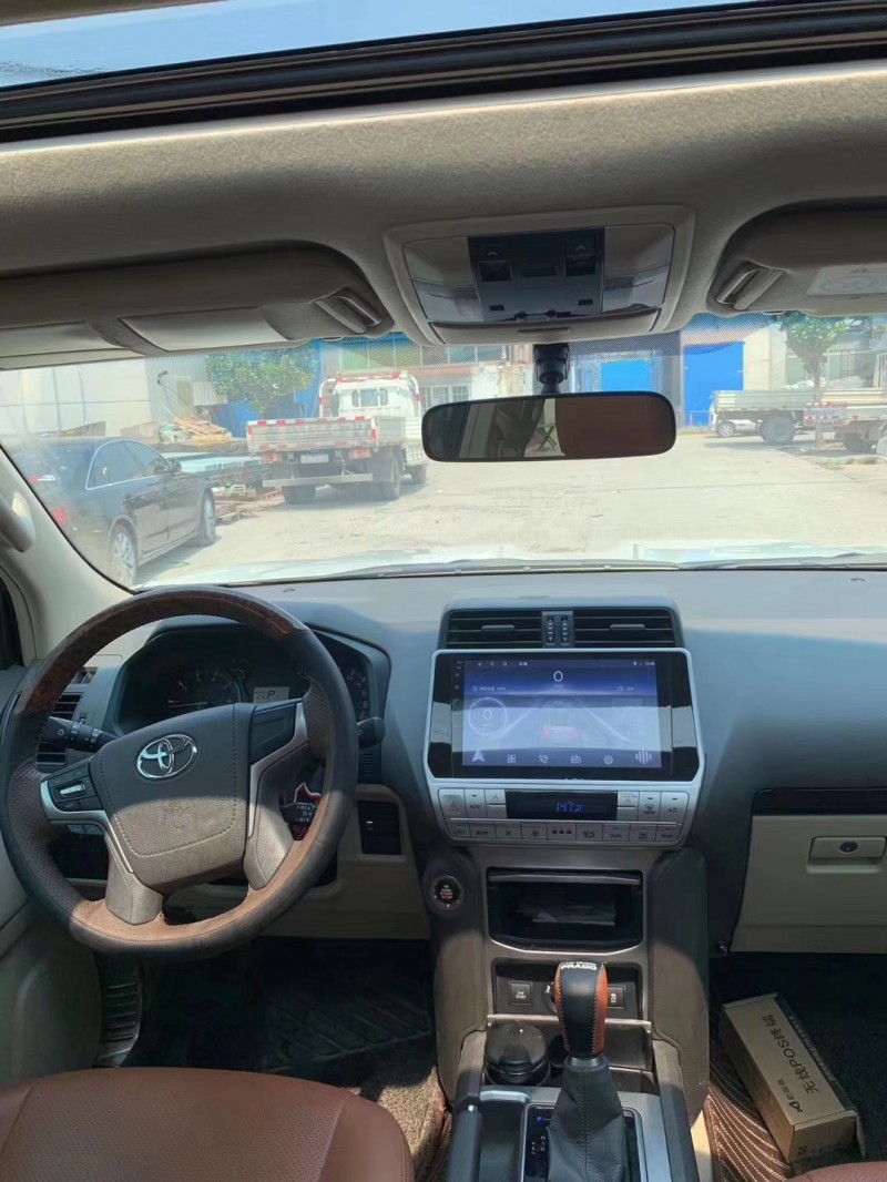 18年丰田普拉多