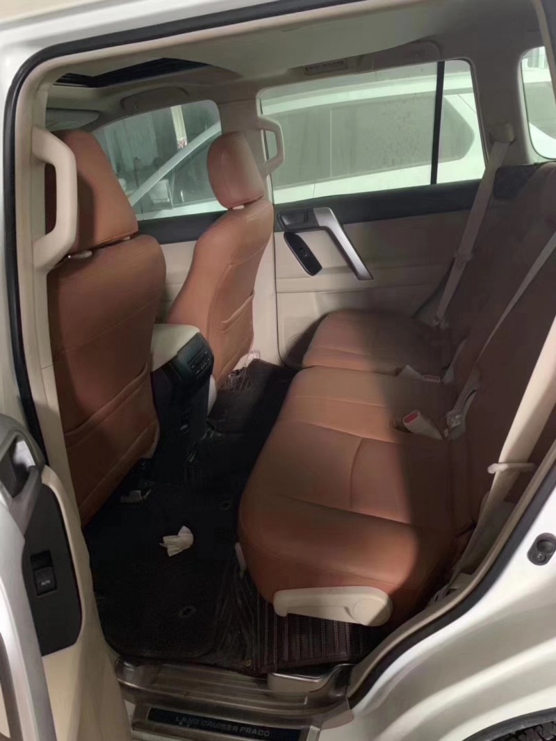 18年丰田普拉多