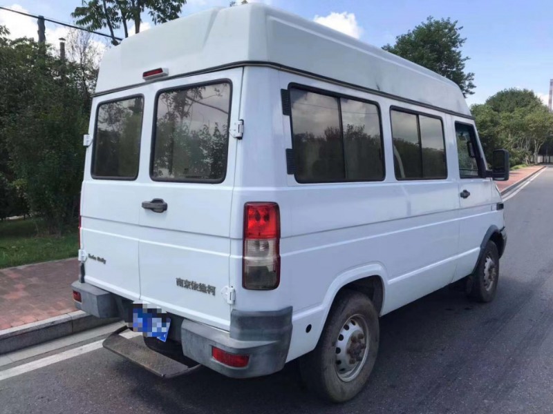 15年依维柯Iveco VISION