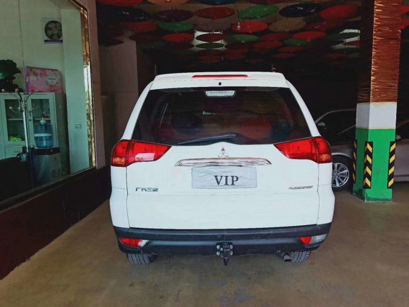 14年三菱帕杰罗·劲畅