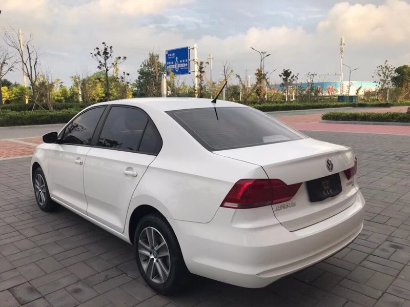 16年大众桑塔纳