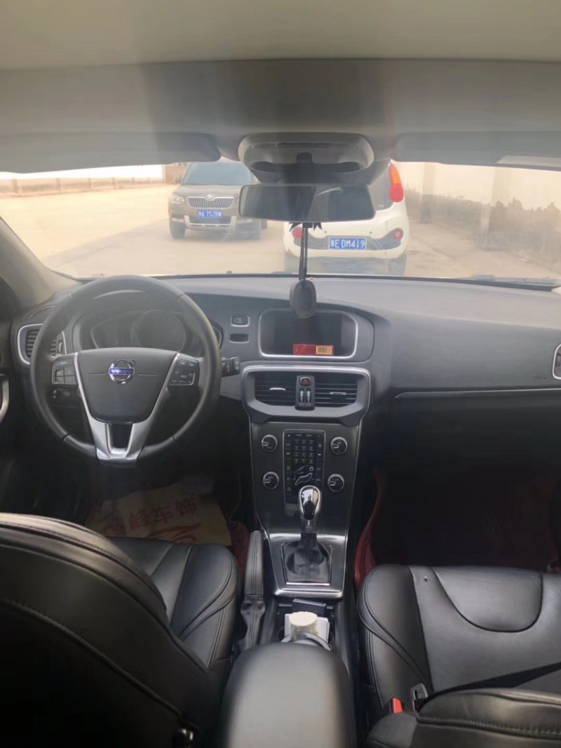 16年沃尔沃V40