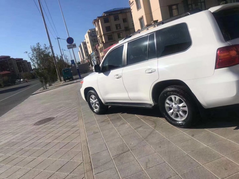 15年丰田兰德酷路泽