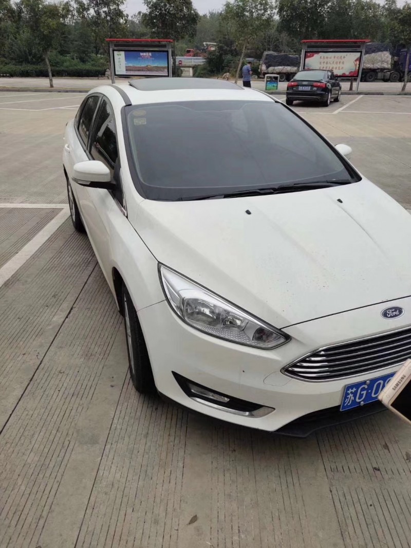 16年福特福克斯