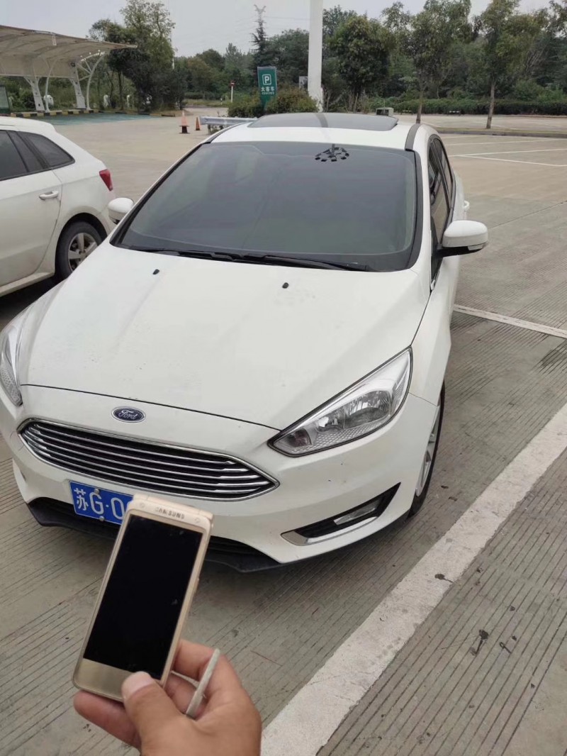 16年福特福克斯