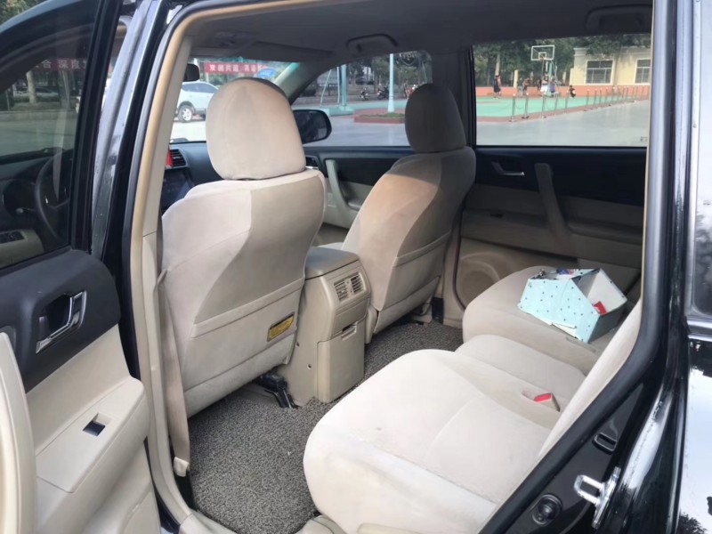 11年丰田汉兰达