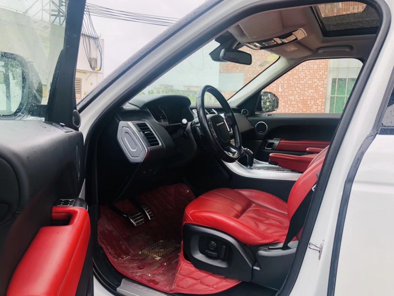 16年路虎揽胜运动