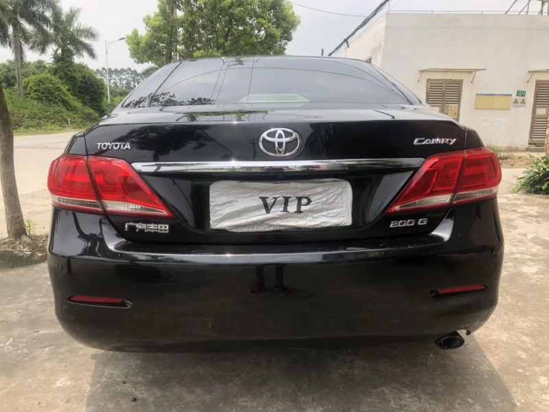 11年丰田凯美瑞