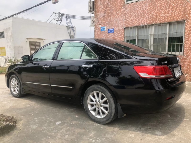 11年丰田凯美瑞