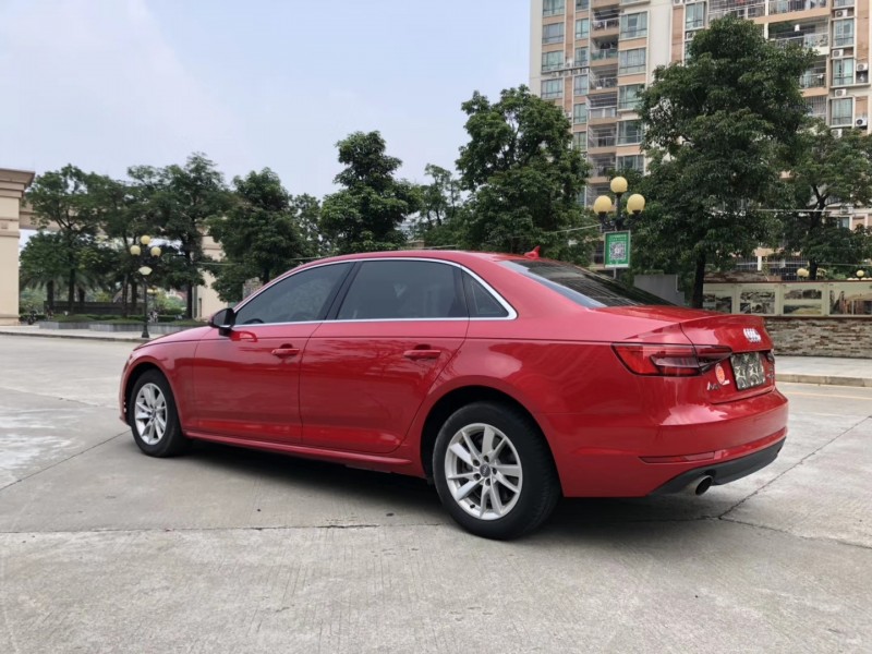17年奥迪A4L