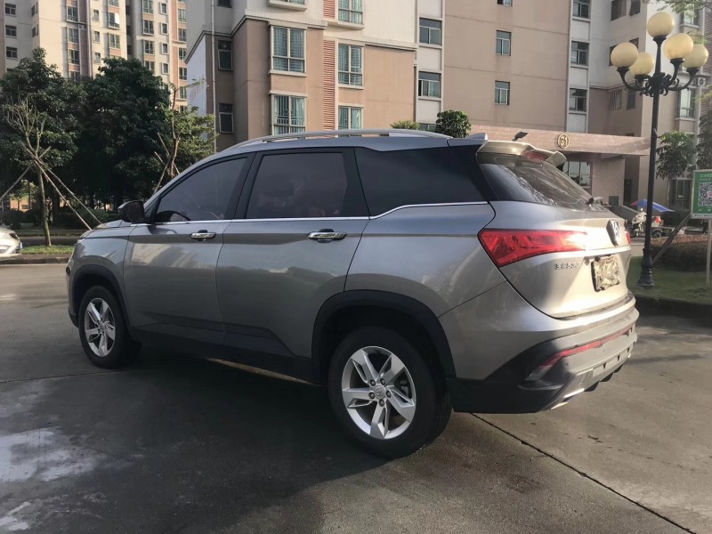 18年宝骏宝骏530