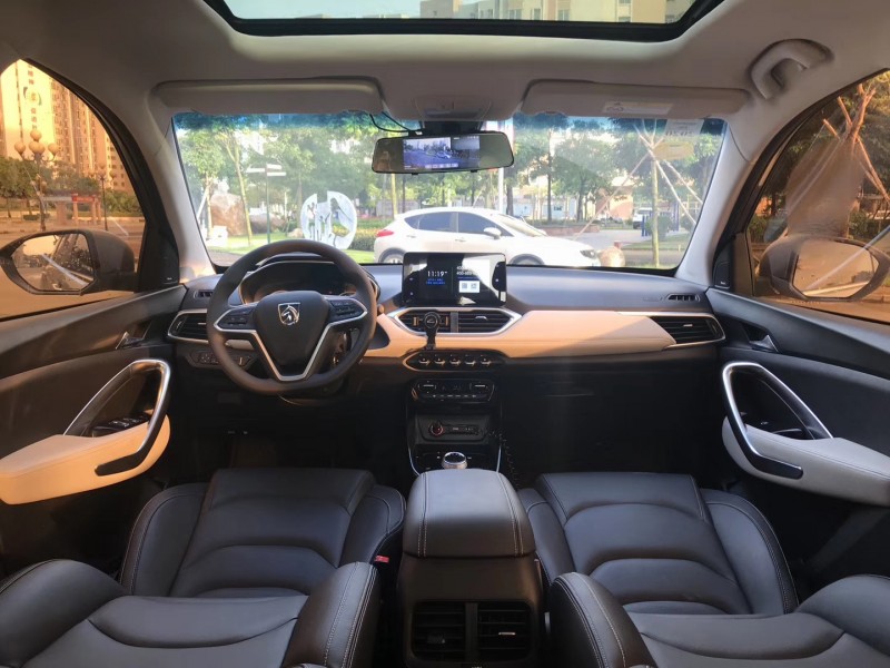 18年宝骏宝骏530