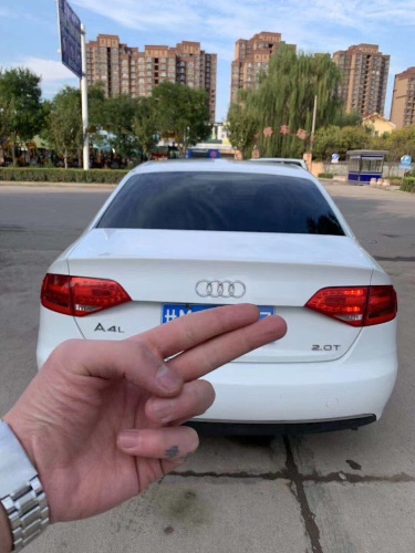 12年奥迪A4L