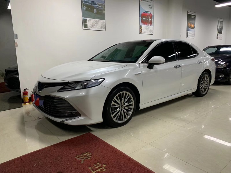 18年丰田凯美瑞