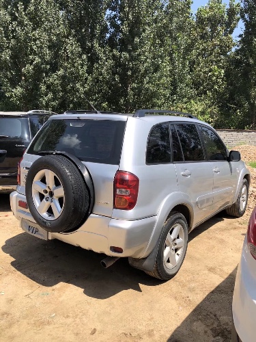 05年丰田RAV4