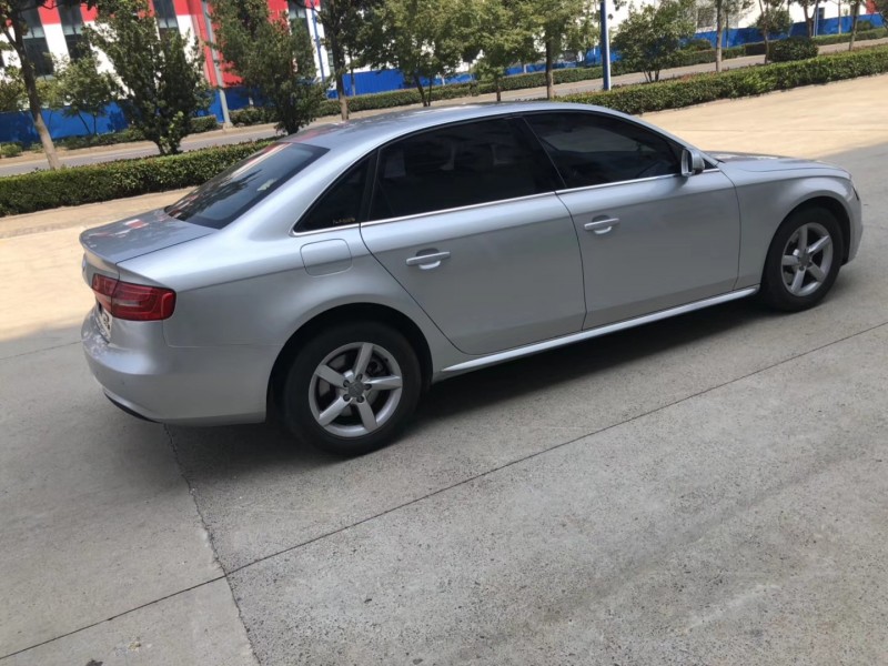 13年奥迪A4L