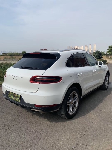 14年保时捷Macan