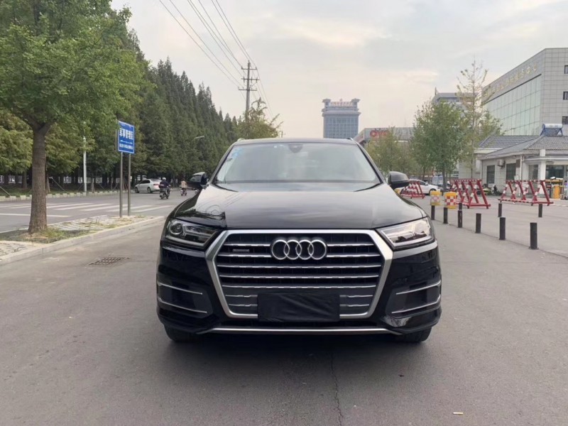 17年奥迪Q7