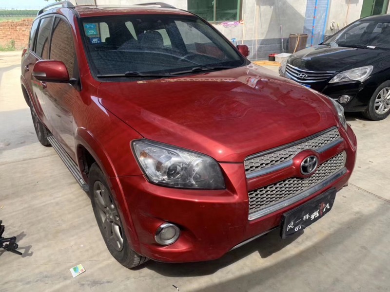 12年丰田RAV4