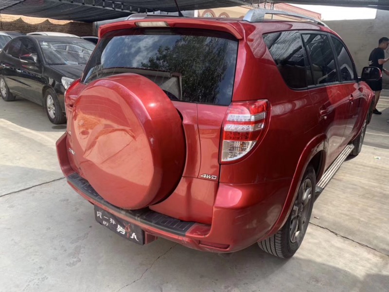 12年丰田RAV4