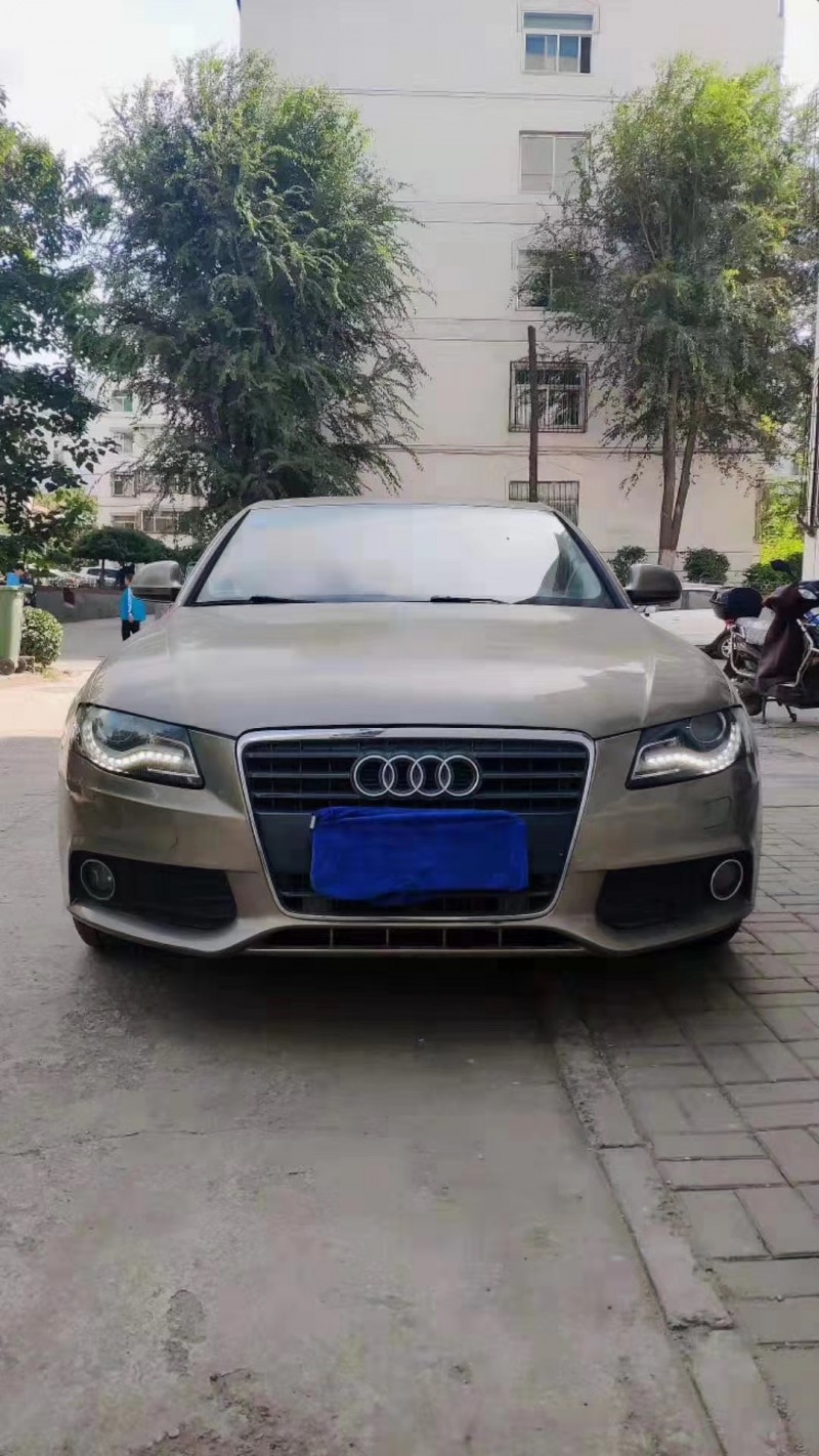 12年奥迪A4L