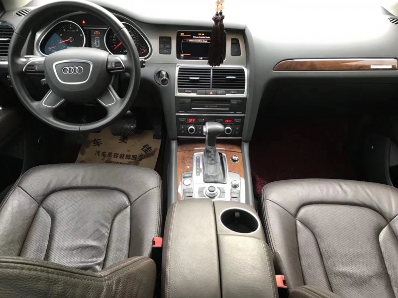 13年奥迪Q7