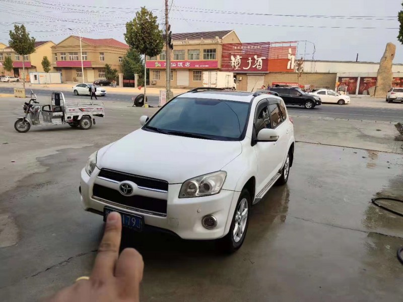 12年丰田RAV4