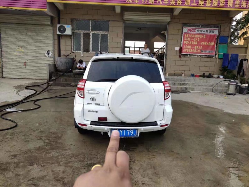 12年丰田RAV4