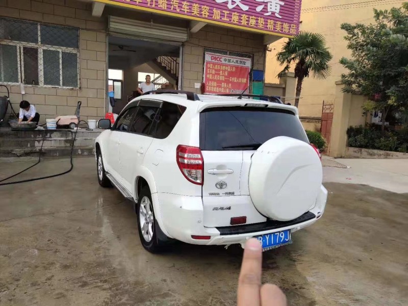 12年丰田RAV4
