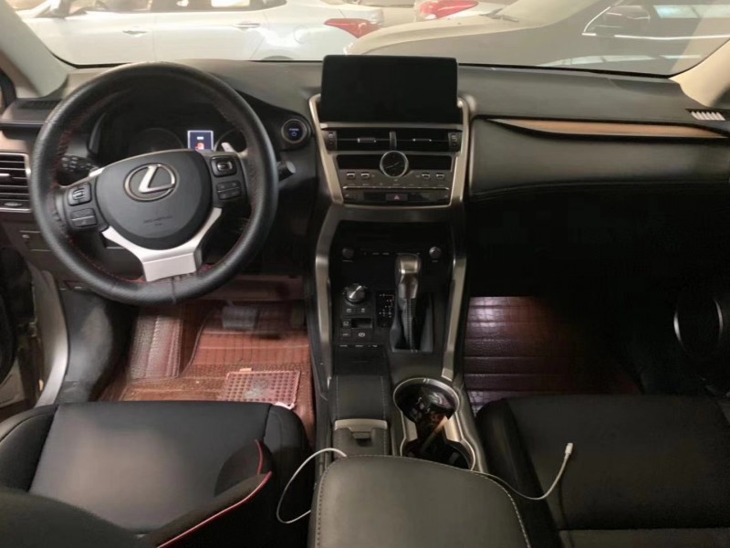 17年雷克萨斯NX