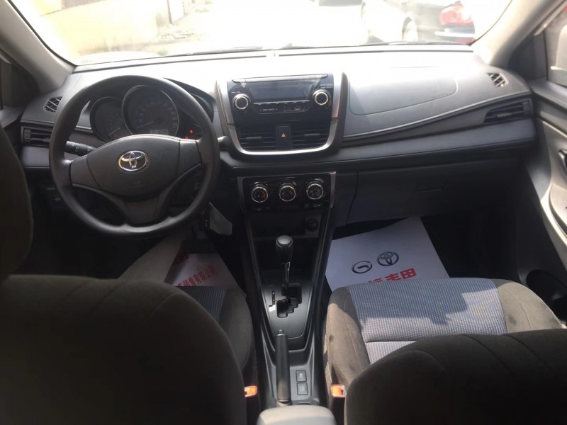 19年丰田YARiS L 致炫
