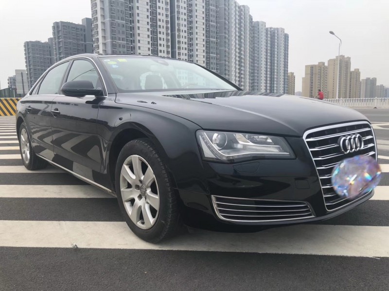 13年奥迪A8L