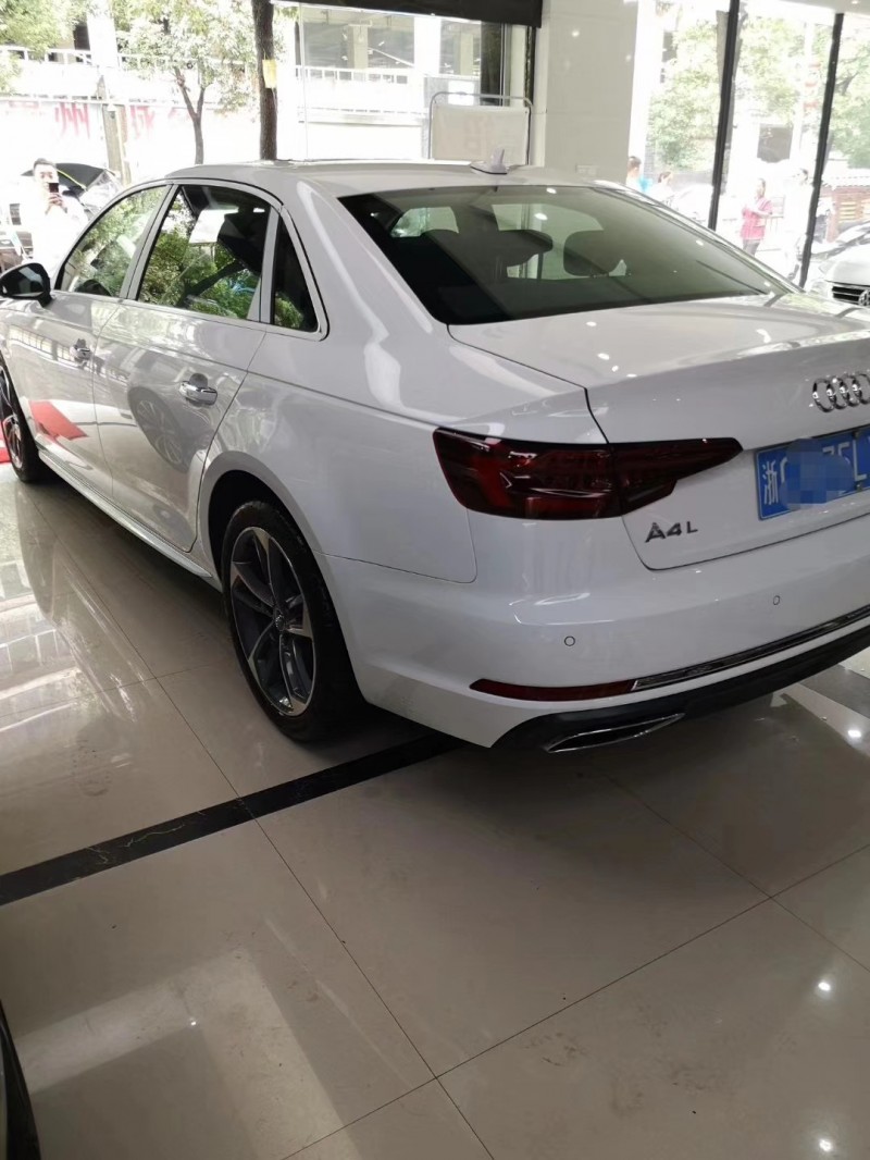 19年奥迪A4L