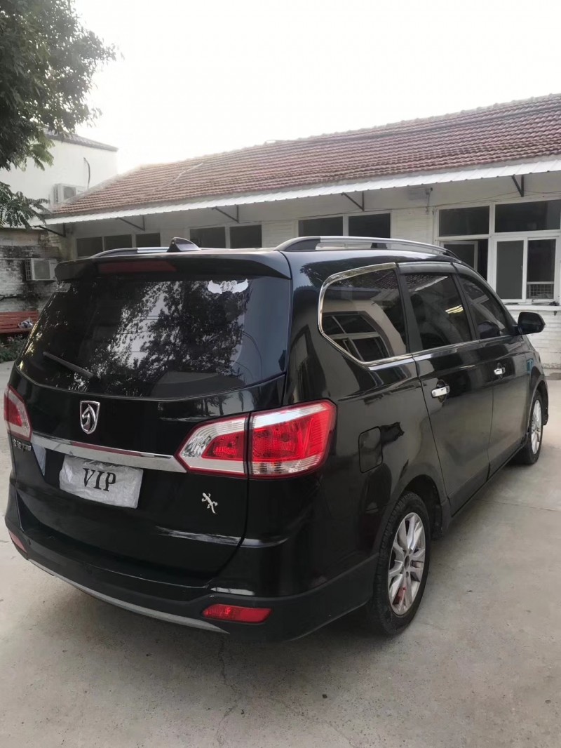 15年宝骏宝骏730