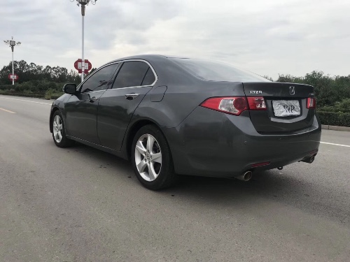 13年本田思铂睿