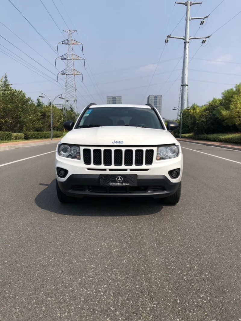13年Jeep指南者