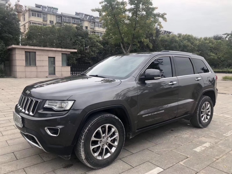 15年Jeep大切诺基