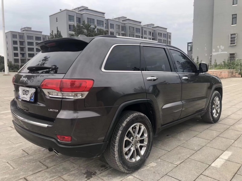 15年Jeep大切诺基