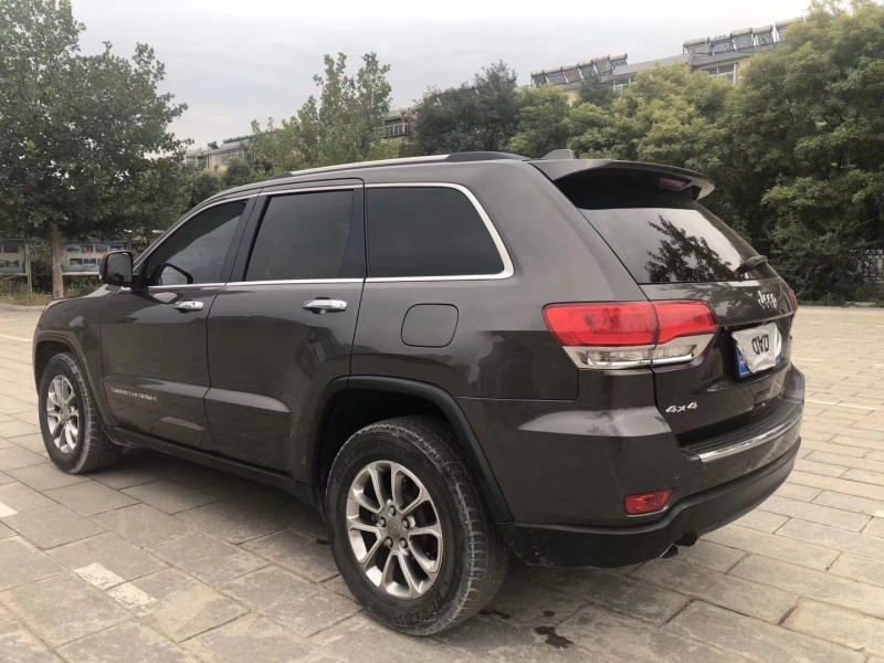 15年Jeep大切诺基