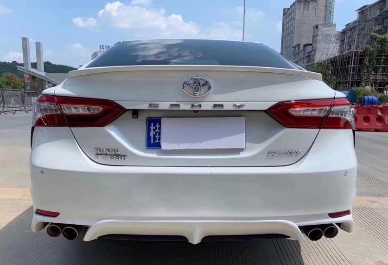 18年丰田凯美瑞