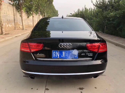 14年奥迪A8L