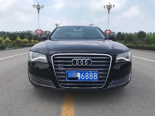 13年奥迪A8L