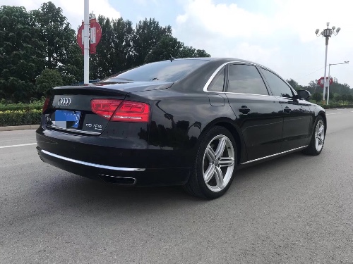 13年奥迪A8L