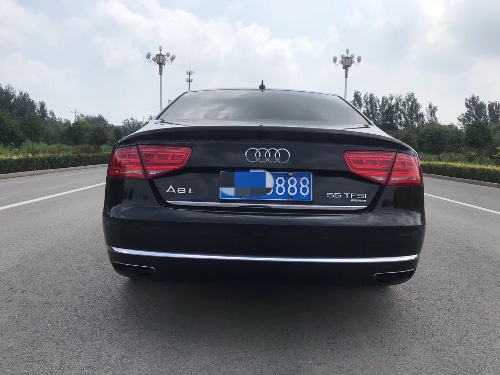 13年奥迪A8L